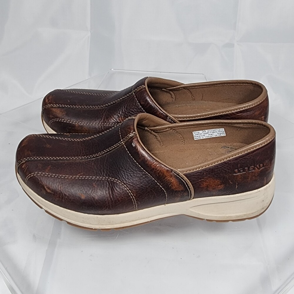 Dansko Shaina Women 39/8 Brown Leather Slip On Clogs/ Comfort Shoes Used